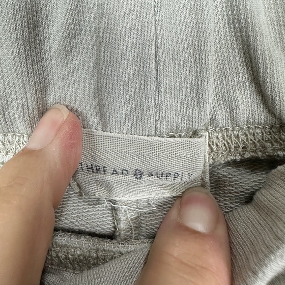 Thread & Supply Wide Leg Crop Pull on pants lagenlook gray comfort cozy sz L GUC - Picture 3 of 6